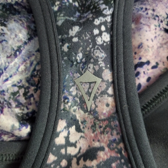 Ivivva by Lululemon Girls Reversible Racerback Tank Top - Picture 4 of 6